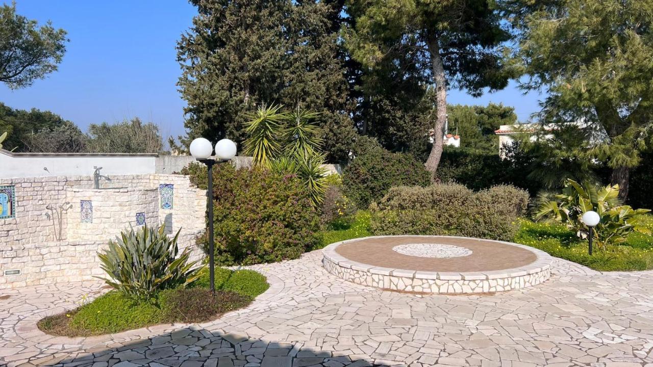 Villa Eugenia In Campomarino Di Maruggio, Puglia - Casa Vacanze Bagian luar foto